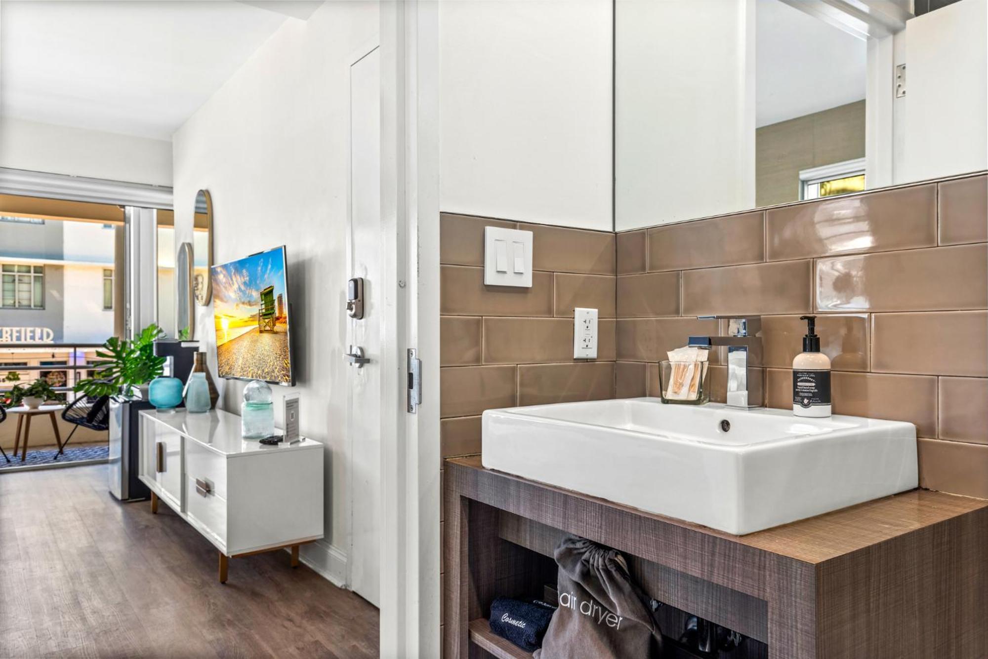 Luxuri Suites Miami Beach Buitenkant foto